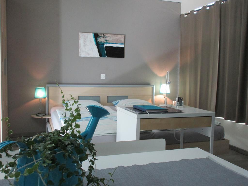 Bnb Pavillon Paisible Orsonnens Quarto foto